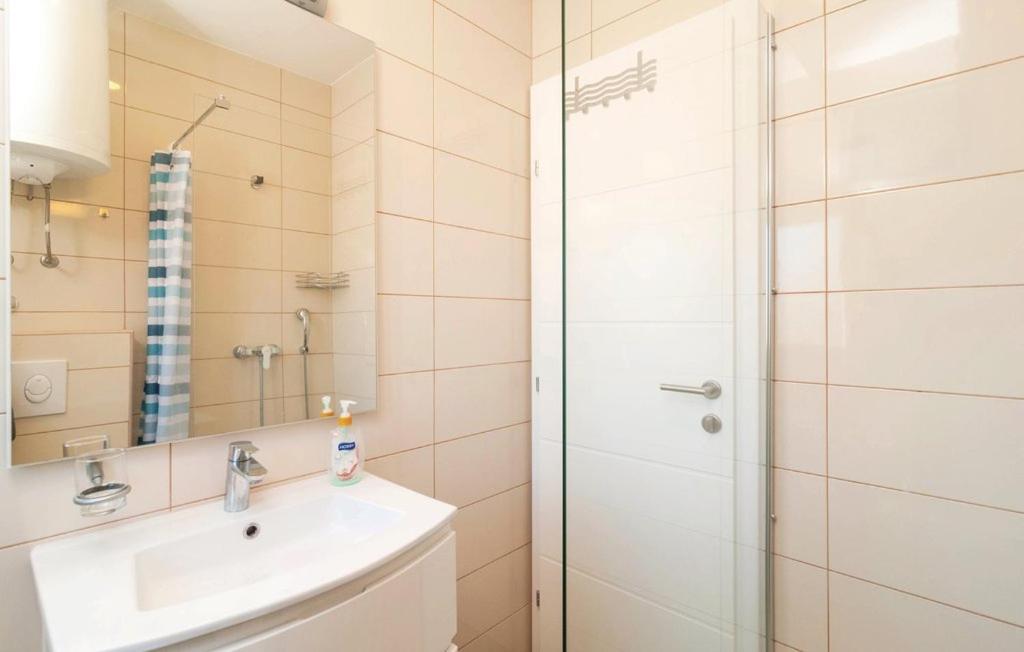 Villa Zdenka Milna  Zewnętrze zdjęcie